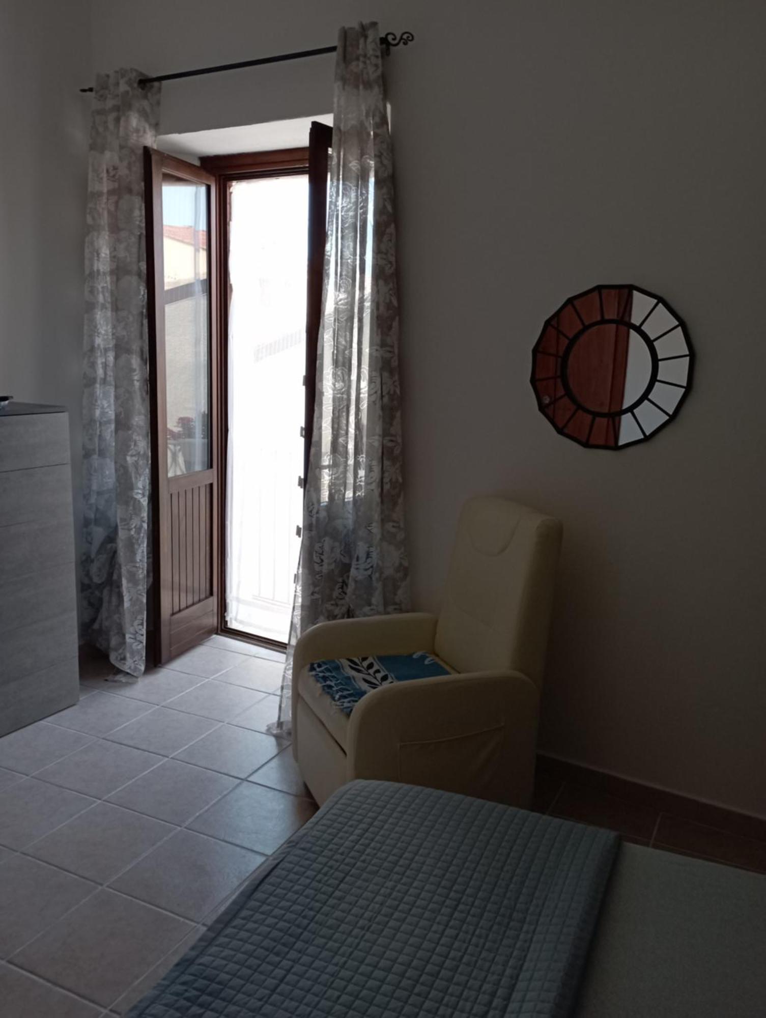La Casa Nel Borgo Termoli Exterior foto